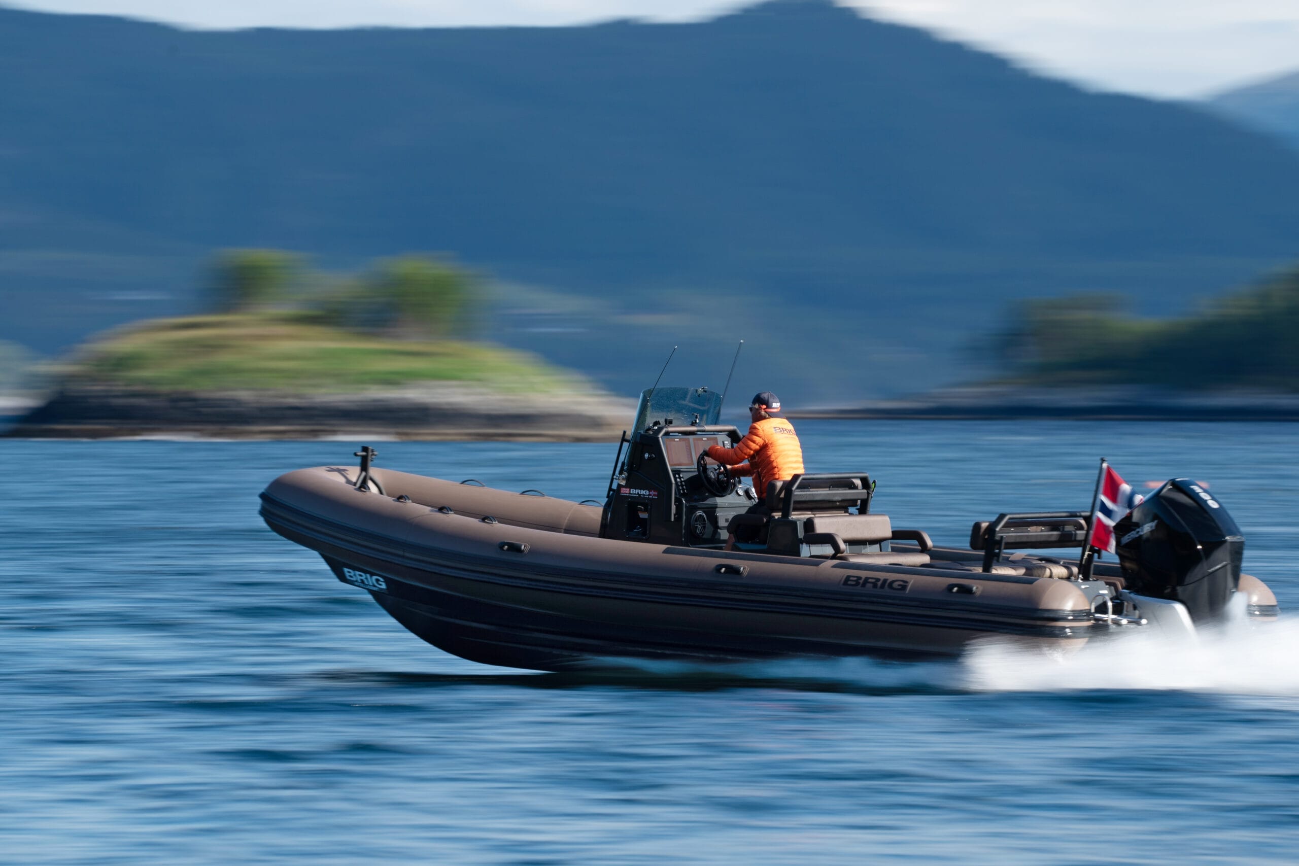 BRIG Navigator 26 BRIG Navigator N26H
